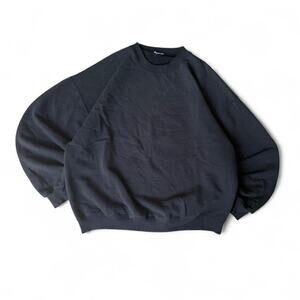 Vintage VTG 90’s Boxy Black Essential Crewneck Sweatshirt